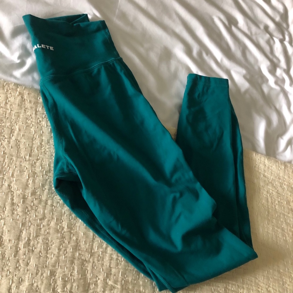 Alphalete Leggings